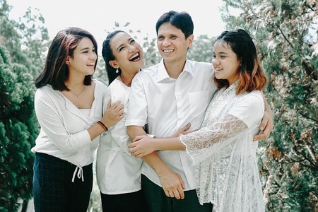 Erining xotini oldida jinsiy aloqada bolgan pornosini tomosha qiling Porno jojalar