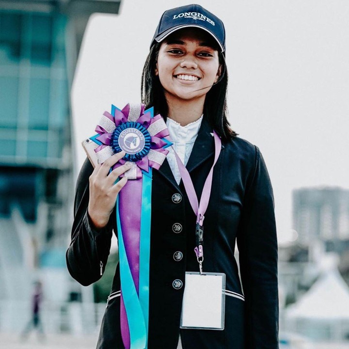<p>Sebagai gadis muda yang penuh talenta, Char kerap mengikuti sejumlah kejuaraan berkuda dan beberapa kali memenangkannya, lho.(Foto: Instagram @charlotteramadhan)</p>