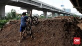 FOTO: Menjajal Pump Track di Kolong Tol Becakayu Pemkot Jaktim menyulap lahan di kolong tol Becakayu jadi pump track. Lokasi pumptrack ini berada di Cipinang Melayu, Sisi Selatan Saluran Kalimalang