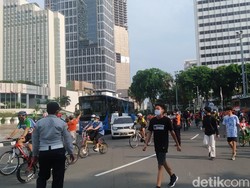 Video Libur Panjang, Bundaran HI Tetap Dipadati Warga