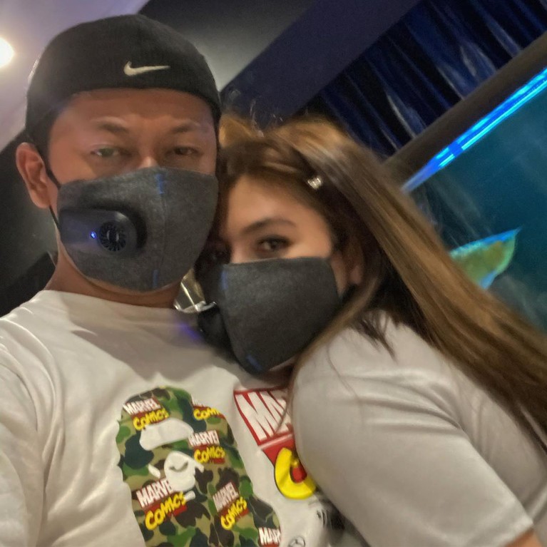 Angela Lee Angela Lee