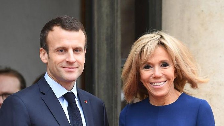 HAMBURG, GERMANY - JULY 07:  Brigitte Macron attends a concert at the Elbphilarmonie concert hall on the first day of the G20 economic summit on July 7, 2017 in Hamburg, Germany. The G20 group of nations are meeting July 7-8 and major topics will include climate change and migration.  (Photo by Michael Ukas - Pool / Getty Images)