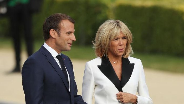 HAMBURG, GERMANY - JULY 07:  Brigitte Macron attends a concert at the Elbphilarmonie concert hall on the first day of the G20 economic summit on July 7, 2017 in Hamburg, Germany. The G20 group of nations are meeting July 7-8 and major topics will include climate change and migration.  (Photo by Michael Ukas - Pool / Getty Images)