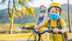 Apakah boleh melepas masker saat berolahraga?