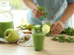 Orang Kaya mah Bebas, Viral Rumah Mewah Dijadikan Tempat Jualan Jus