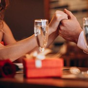 Ladies, Lakukan 5 Tips Ini Agar Pertemuan Pertamamu dengan Camer Sukses!