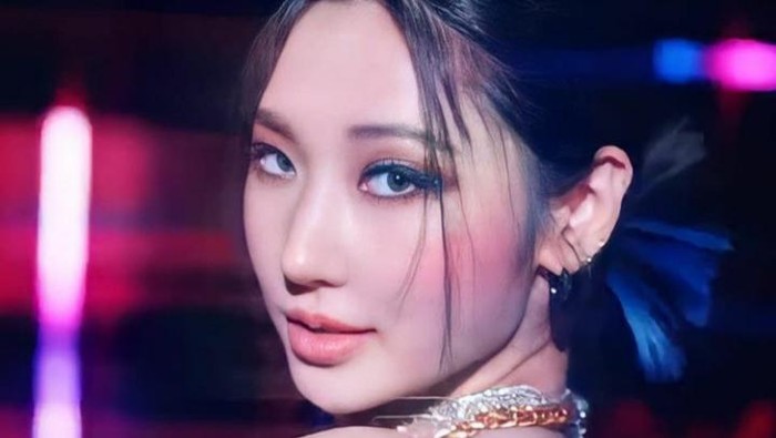 3 Makeup Look ala Jinny Secret Number di Teaser MV Got That Boom