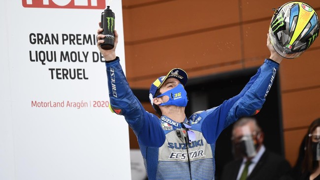 Joan Mir makin kokoh di puncak klasemen MotoGP 2020 usai memenangi balapan di MotoGP Eropa yang berlangsung di Sirkuit Valencia.