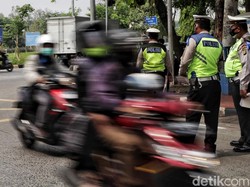 Operasi Zebra 2020 Hari Pertama: Polisi Tilang Ribuan Pemotor, Kebanyakan Lawan Arus