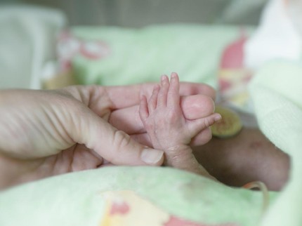 6 Cara Meningkatkan Produksi ASI Usai Melahirkan Bayi Prematur