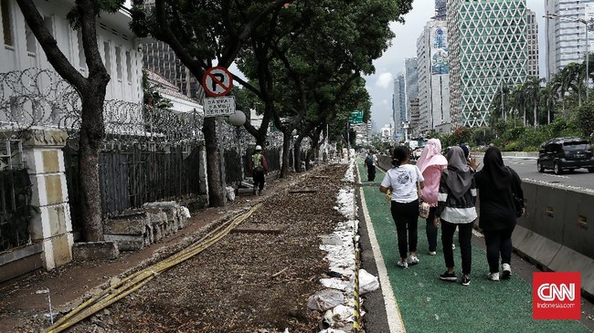 BPS mencatat rata-rata upah buruh atau gaji karyawan hanya Rp2,76 juta pada Agustus 2020. Angka itu turun 5,18 persen dari periode yang sama tahun lalu.