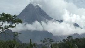 VIDEO: BPPTKG: Erupsi Merapi Berikutnya Sudah Dekat