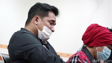 img-title Gara-gara Vanessa Angel, Ibunda Bibi Ardiansyah Ancam Mau Bunuh Diri