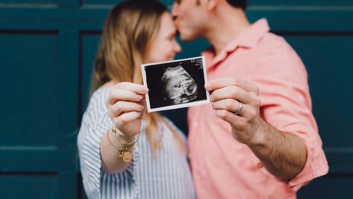 7 Hal yang Perlu Dilakukan Pasangan Saat Program Hamil
