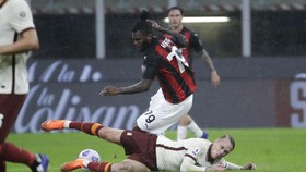 AC Milan Imbang Lawan Roma di Babak Pertama