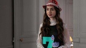 Pemain Sebut Emily in Paris 2 Seperti Roller Coaster