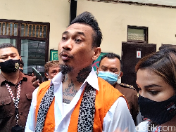 Reaksi Jerinx SID Ditolak Diskusi Bareng IDI