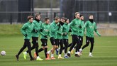 FOTO: Real Madrid Berburu Kemenangan Pertama Real Madrid melakukan persiapan terakhir jelang melawan Borussia Monchengladbach dalam perburuan kemenangan pertama di Liga Champions.