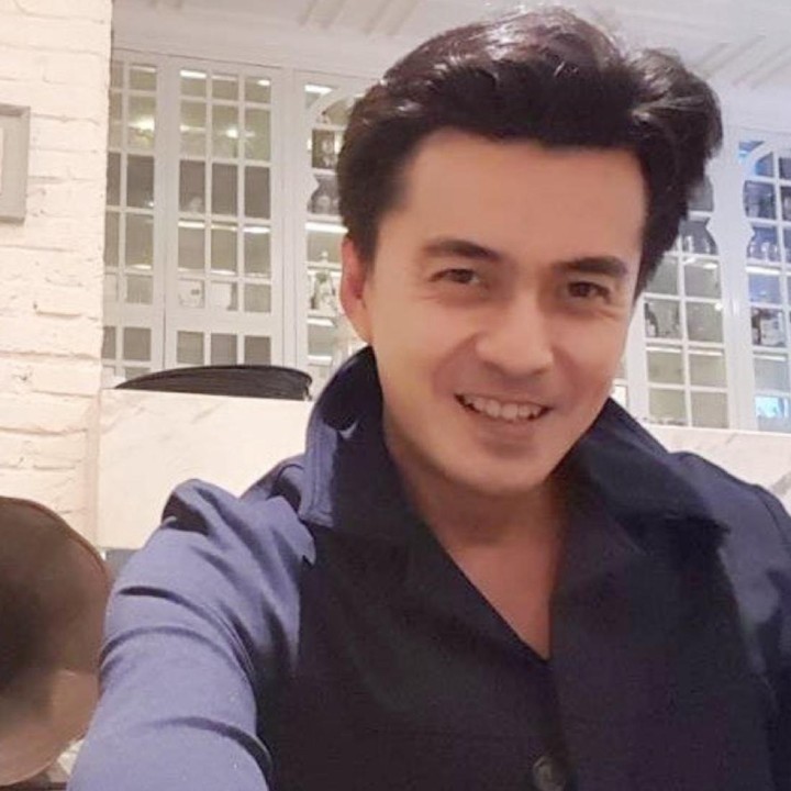 <p>Nama Marcelino makin dikenal sejak membintangi sinetron kolosal <em>Misteri Gunung Merapi</em> pada 1998. Ia berperan sebagai Sembara. Bunda nonton enggak nih? (Foto: Instagram @marcellinozhang)</p>