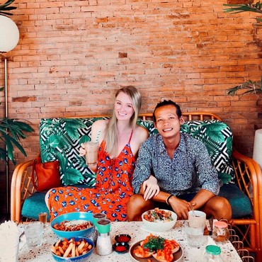 2 Tahun Nikahi Nur Khamid, Bule asal Inggris Polly Alexandria Hamil