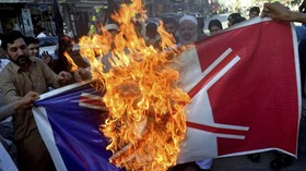 Pakistan Blokir Medsos Usai Kerusuhan Demo Anti-Prancis