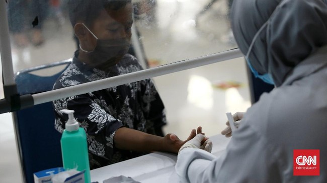 Dinkes Kabupaten Bogor menyatakan 50 wisatawan yang reaktif usai rapid test  itu berasal dari luar Bogor.