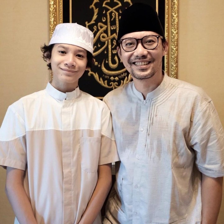Sayangnya, rumah tangga Rossa dan Yoyo hanya bertahan selama lima tahun. Dikabarkan adanya pelakor, mereka pun resmi bercerai pada 14 Juli 2009. (Foto: Instagram @yoyoprasetyo29)