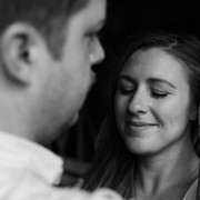 3 Cara Flirting Wanita untuk Menunjukkan Rasa Suka ke Gebetan