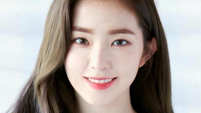 Air Mawar dan Baby Oil Bikin Kulit Glowing Bak Artis Korea