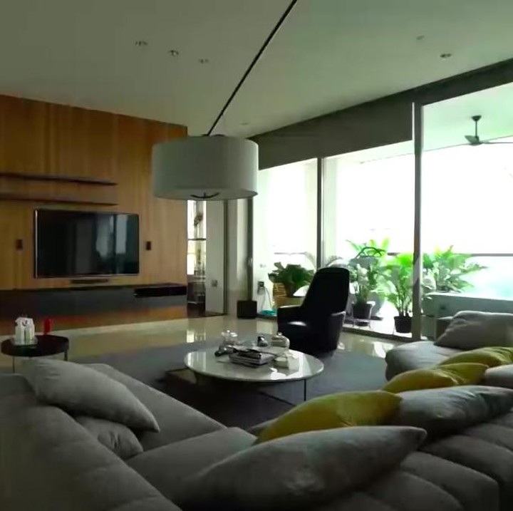 <p>Sejak resmi menikah 16 Oktober 2020, Nikita Willy dan Indra Priawan tinggal di apartemen mewah di kawasan Dharmawangsa, Jakarta Selatan. (Foto: YouTube TRANS7 OFFICIAL)</p>