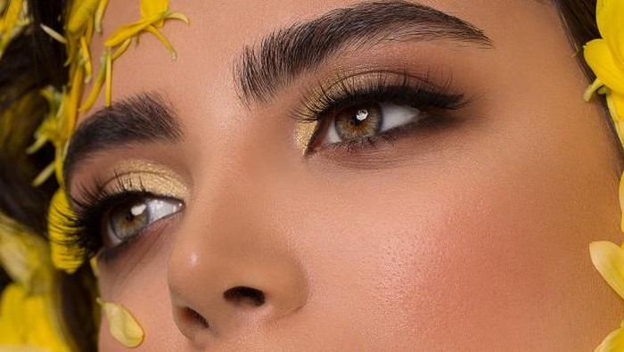 Ini Inspirasi Eye Makeup Cantik yang Bisa Kamu Terapkan dengan Mudah Ini Inspirasi Eye Makeup Cantik yang Bisa Kamu Terapkan dengan Mudah