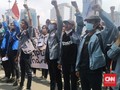 BEM SI Bergerak Demo Kritik 7 Tahun Jokowi di Istana Negara