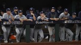 FOTO: Dodgers Juara World Series Los Angeles Dodgers berhasil menjadi juara MLB World Series setelah Tampa Bay Rays. Berikut foto-foto pilihan laga tersebut.