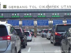 Hari Pertama Libur Cuti Bersama, Gerbang Tol Cikatama Mulai Padat