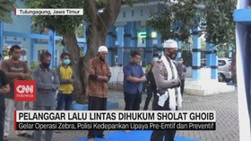 img-title VIDEO: Pelanggar Lalu Lintas Dihukum Sholat Ghoib