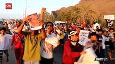 VIDEO: Kecam Macron, Yaman Bakar Bendera Prancis