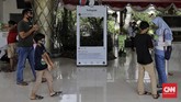 FOTO: Wisata Libur Panjang di TMII Sejumlah warga memanfaatkan libur panjang cuti bersama dengan wisata ke Taman Mini Indonesia Indah (TMII), Jakarta.