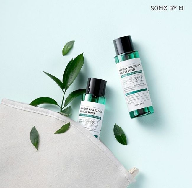 5 Exfoliating Toner yang Aman untuk Pemula