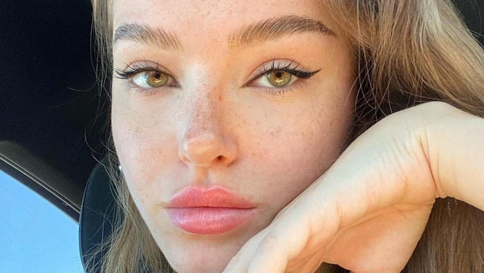Tips Membuat Eyeliner Puppy Eyes dan Cat Eyes Super Mudah