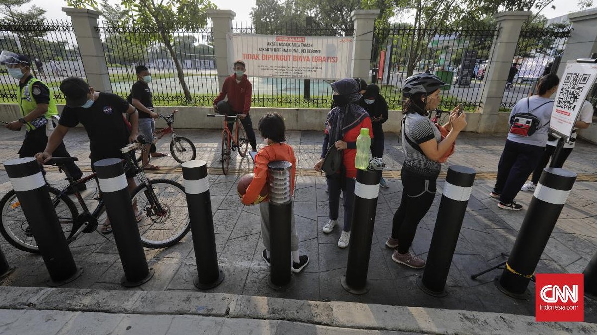 FOTO: Antusiasme Warga Berolahraga di Velodrome Saat Corona