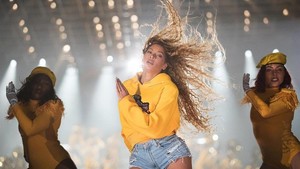 5 Tampilan Stylish Beyonce di Red Carpet! Intip Perubahan Gaya dari Diva yang Baru Saja Berulang Tahun Ini