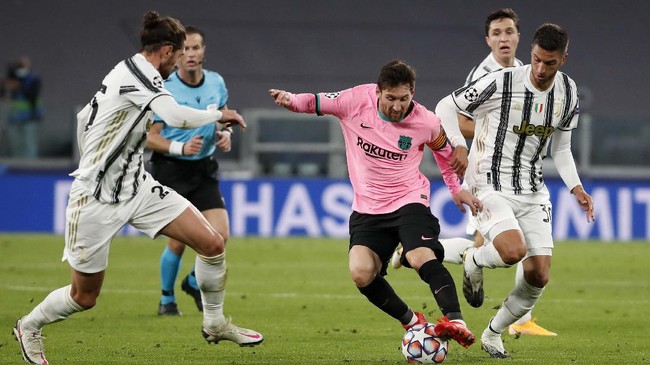 Berikut jadwal siaran langsung Liga Champions, Rabu (9/11) dini hari, termasuk pertandingan Barcelona vs Juventus.