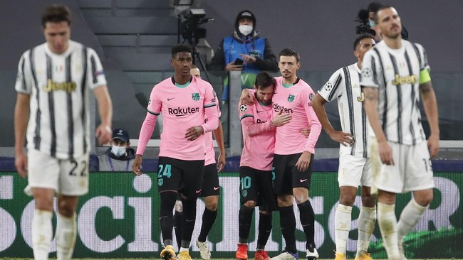 Barcelona berhasil menghajar Juventus 2-0 hingga lima jurus pamungkas Khabib Nurmagomedov jadi yang terpopuler di kanal olahraga CNNIndonesia.com.