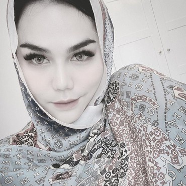 Mualaf, DJ Katty Butterfly Masih Makan Daging Babi?