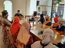 Cabup Harno Janji Perhatikan Kesejahteraan Guru di Rembang