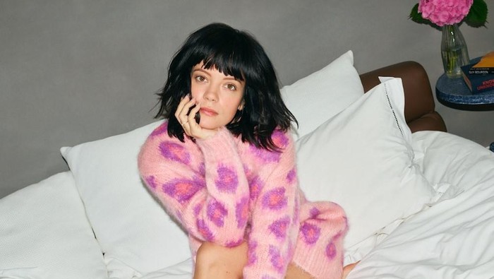 Vakum dari Dunia Musik, Lily Allen Banting Setir Produksi Sex Toys