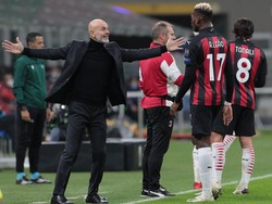 Pelatih AC Milan Stefano Pioli Positif Covid-19