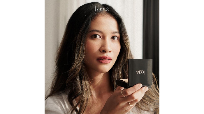 Kulit dengan Fungal Acne Gak Boleh Pakai Makeup? Eits, Baca Tips Ini Dulu! Kulit dengan Fungal Acne Gak Boleh Pakai Makeup? Eits, Baca Tips Ini Dulu!