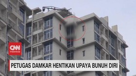 VIDEO: Petugas Damkar Hentikan Upaya Bunuh Diri