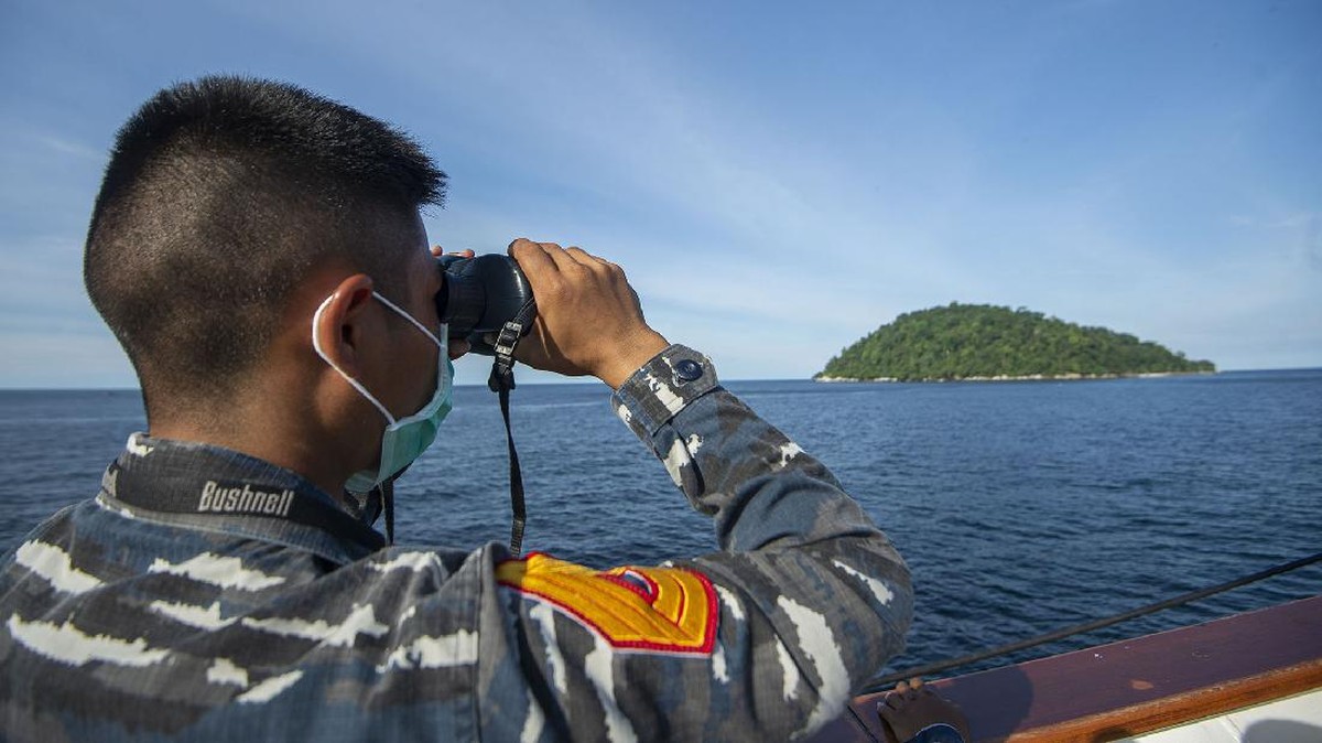 FOTO: Menjaga Berhala, Pulau Terluar NKRI di Selat Malaka